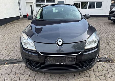 Renault Megane III Lim. 5-trg. Je t'aime
