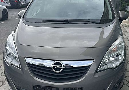 Opel Meriva 1.4 150 Jahre