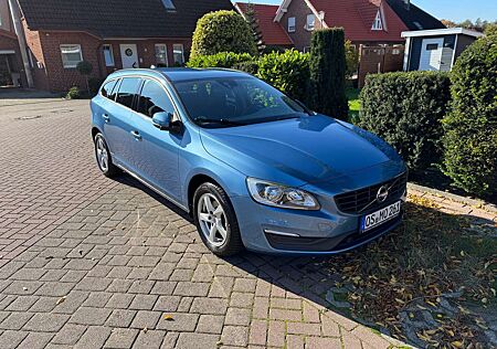 Volvo V60 D3 Geartronic Momentum