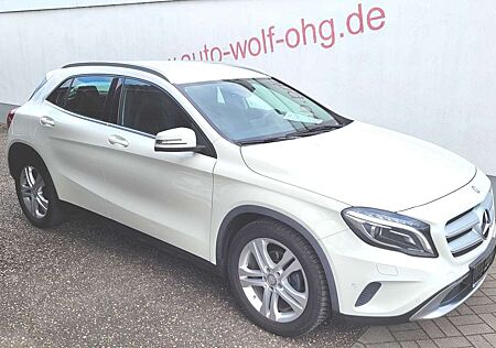 Mercedes-Benz GLA 180 Urban 7G-DCT, Navi, Xenon, PTS...