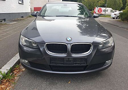 BMW 320i 320 Coupe Aut.