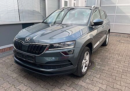 Skoda Karoq Style *SITZHEIZUNG*NAVI*LED SCHEINWERFER*