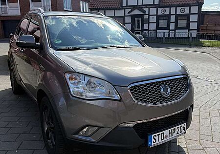 SsangYong Korando 2.0 e-XDi DPF 2WD Automatik Sapphire