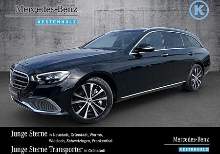Mercedes-Benz E 300 de T EXCLUSIVE+DISTRO+PANO+AHK+SITZKLIMA LED