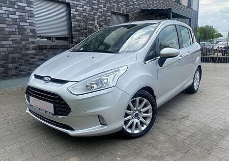 Ford B-Max Titanium