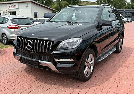 Mercedes-Benz ML 350 CDI BlueTec Allrad*Panorama*PDC+Cam.*Navi