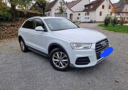 Audi Q3 2.0 tdi Design 150cv