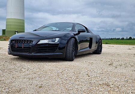 Audi R8 4.2 FSI quattro R tronic