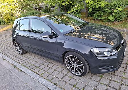 VW Golf Volkswagen 2.0 TDI BlueMotion Technology Comfortline