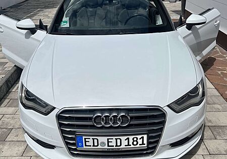 Audi A3 1.8 TFSI Cabrio S tronic Ambition
