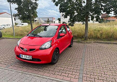 Toyota Aygo , 2 er. neue Tüv !