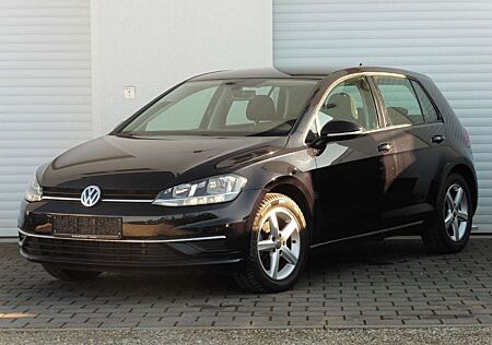 VW Golf Volkswagen 2.0 TDI Navi Alcantara Kamera ACC SHZ 2-Hd