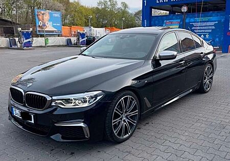 BMW 550 M550i xDrive