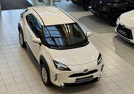 Toyota Yaris Cross 4X4-KAMERA-NAVIG.-SMART KEY-16.790-