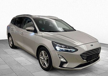 Ford Focus TURNIER KAMERA STANDHEIZUNG LED AHK SPURP.