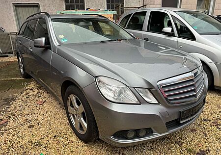 Mercedes-Benz E 220 Cdi/ Kombi/ Avantgarde/ EU 5