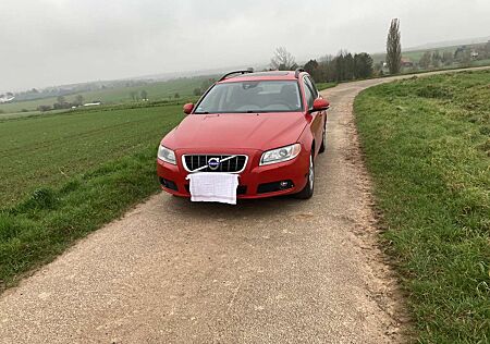 Volvo V70 2.5T Momentum