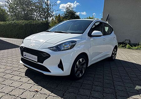 Hyundai i10 Trend AUT SHZ NAV BT KAM