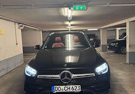 Mercedes-Benz GLC 220 d 4Matic 9G-TRONIC