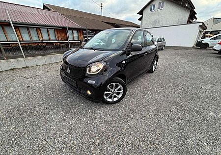 Smart ForFour SHZ*PDC*TEMP*LED*DAB*KLIMA*BT*USB*