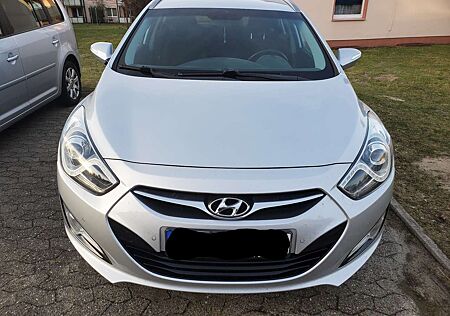 Hyundai i40 Style Defekt für Bastler Export