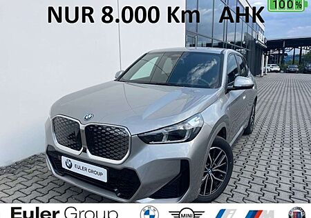 BMW iX1 30 Sport Sommer18'' AHK ICONIC HUD ParkAss+ AdLED