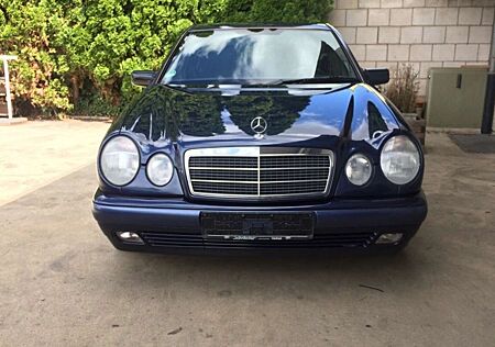 Mercedes-Benz E 200 T