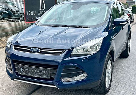Ford Kuga Titanium/KEYLESS/NAVI/SHZ/TMP/AHK/SCHCKHFT/