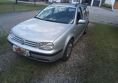 VW Golf Variant Volkswagen 1.6