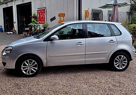 VW Polo Volkswagen 1.2 sdehr gepflegt mit Gewährleistung !!