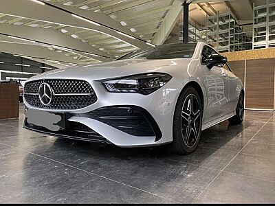Mercedes-Benz CLA 200 AMG Line