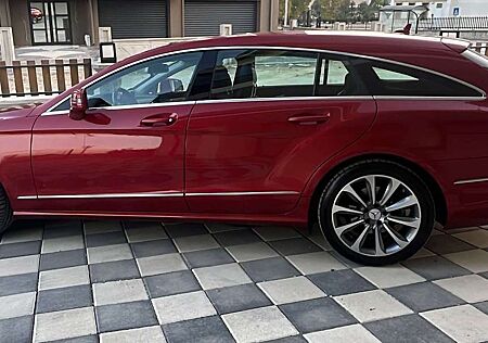 Mercedes-Benz CLS 250 Shooting Brake , gepflegter Garagenwagen