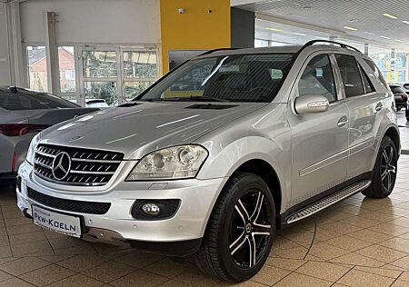 Mercedes-Benz ML 350 4M SPORTPAKET *ESSD*COMAND*Bi XENON*PTS*