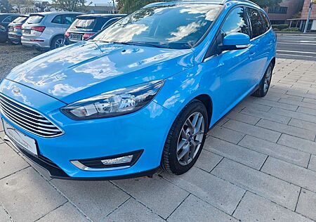 Ford Focus Turnier Titanium