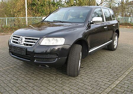 VW Touareg Volkswagen 4.2 V8 Automatik Individual