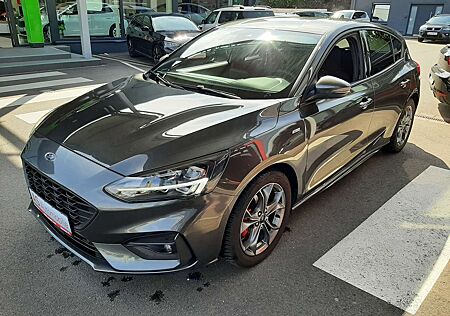 Ford Focus ST-Line X