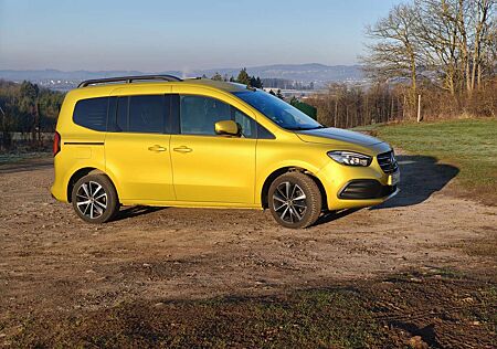 Mercedes-Benz T-Klasse T-Class T 180 Automatik Progressive-Edition *AHK*VOLLAUSSTATTUNG*TOP-ZUSTAND