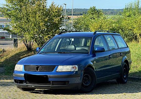 VW Passat Variant Volkswagen 1.9 TDI Comfortline auf wünsch Tüv Neu