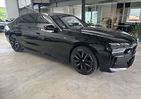 BMW 740 gebraucht kaufen BMW 740 d xDrive MSport PRO Individualleder Iconic