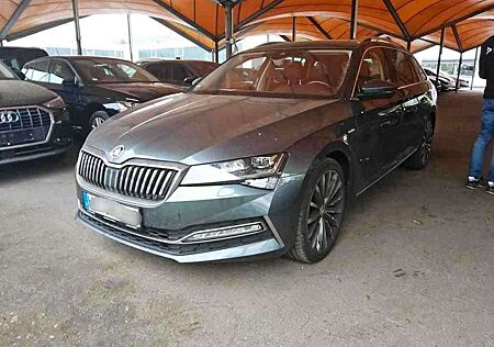 Skoda Superb Combi L&K 2.0TDI DSG Matrix AHK Leder