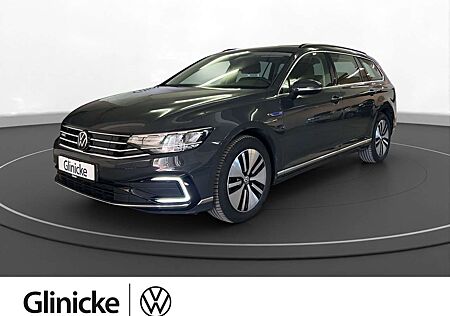 VW Passat Variant Volkswagen GTE LED LM 17" Navi PDC vo+hi ACC