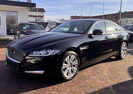 Jaguar XF 20dA AWD Prestige BI-XENON LEDER NAVI RFKA
