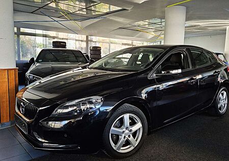 Volvo V40 Kinetic/LED/Navi/PTS/RFK/SHZ/Temp