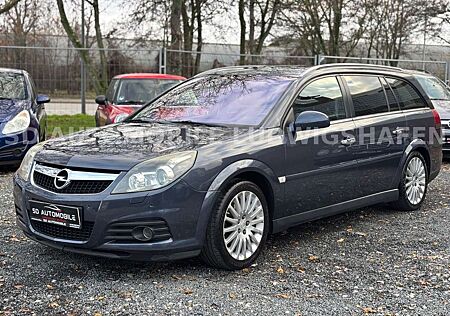 Opel Vectra 2,2/VLLSCHKHFT/NAVI/KLIMA/AHK/SHZ/SCHBDCH