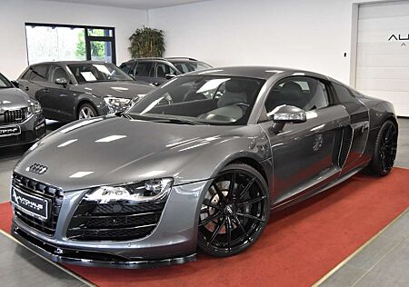 Audi R8 5.2 FSI quattro~CARBON~LED~20ZOLL~KAMERA~SCHECKHE.