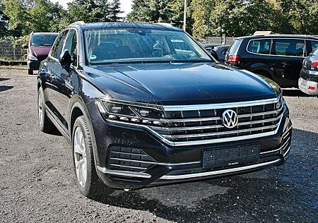 VW Touareg Volkswagen Atmosphere 4Motion+LED+Standh+HZ+Nachtsi