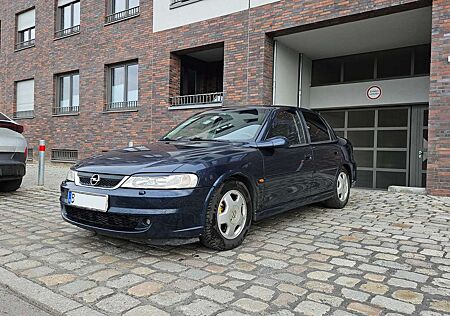 Opel Vectra B 2.2 Facelift Sport Zender