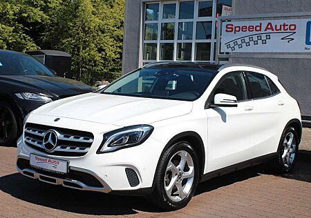 Mercedes-Benz GLA 200 Urban/PANORAMA/LED High/KAMERA/PDC/18ZOL