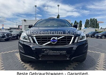 Volvo XC 60 XC60 Summum AWD*Pano*AHK*Navi*Xenon*R-Kam*1.Hand