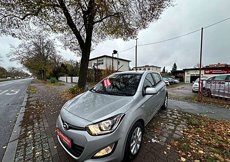 Hyundai i20 Style Wenig Kilometer!